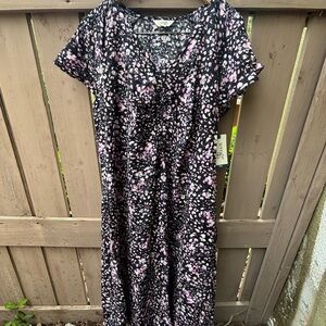 🎉NWT🎉 Black and Pink Floral MIDI Dress